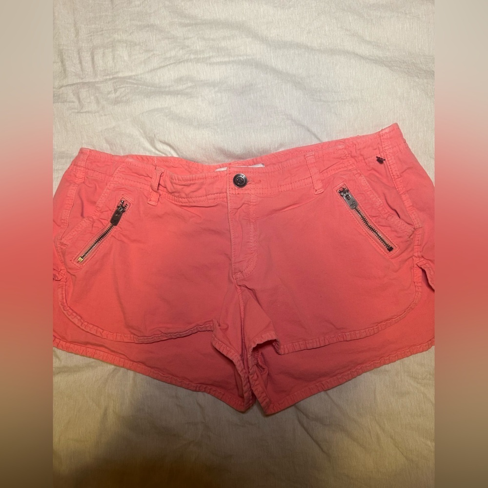 Hollister Pink Cargo Shorts with Zipper Pockets